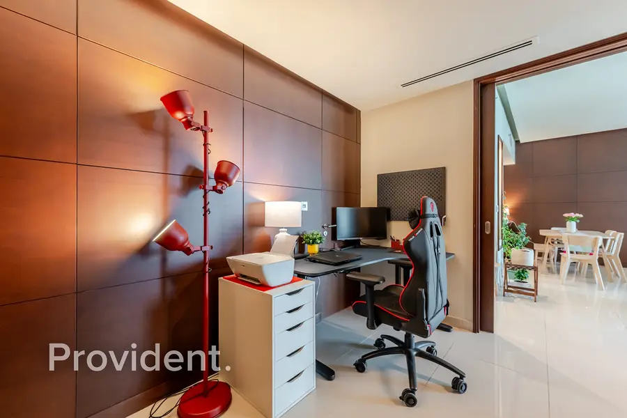 Spacious | Upgraded | Furnished | Park View
