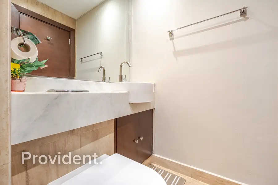 Spacious | Upgraded | Furnished | Park View