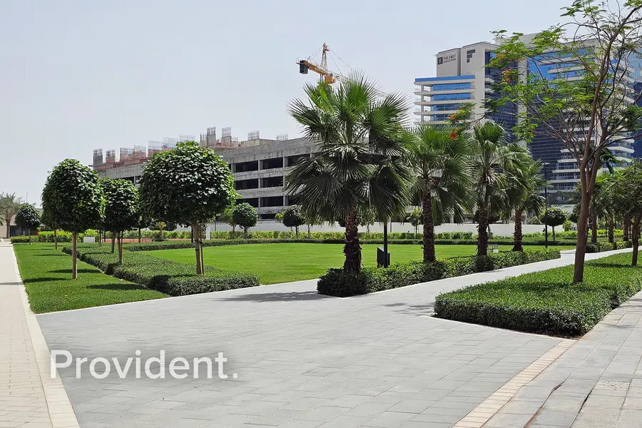 Spacious | Upgraded | Furnished | Park View