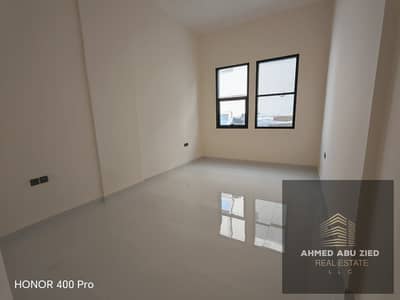 1 habitación Apartamento para en Alquiler en Al Jurf, Ajman - WhatsApp Image 2026-10-17 at 4.01. 44 AM. jpeg 1 habitación Apartamento para en Alquiler en Al Jurf, Ajman - WhatsApp Image 2026-10-17 at 4.01. 44 AM. jpeg