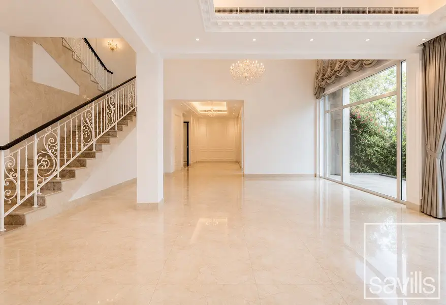 Private Lake View | Furnished | Family Home
