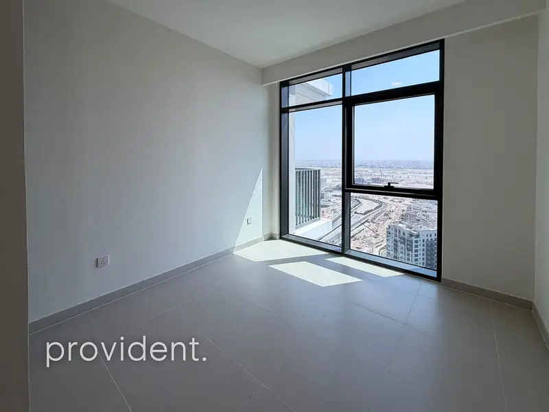 Unfurnished | High Floor | Multiple Cheques