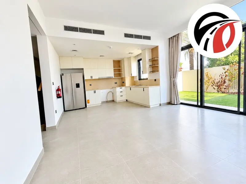 Single Row 3Bed+Maid Room Villa | Private Garden | Near Amenities