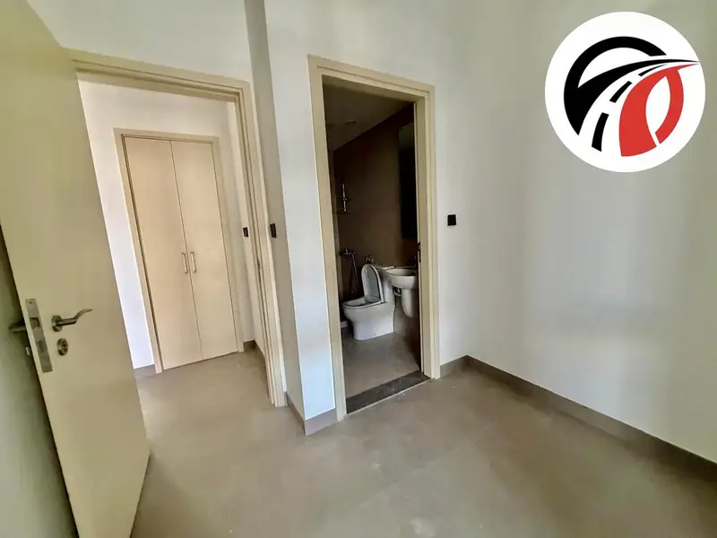 Single Row 3Bed+Maid Room Villa | Private Garden | Near Amenities