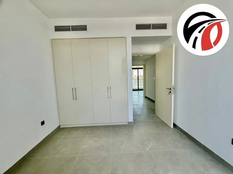 Single Row 3Bed+Maid Room Villa | Private Garden | Near Amenities