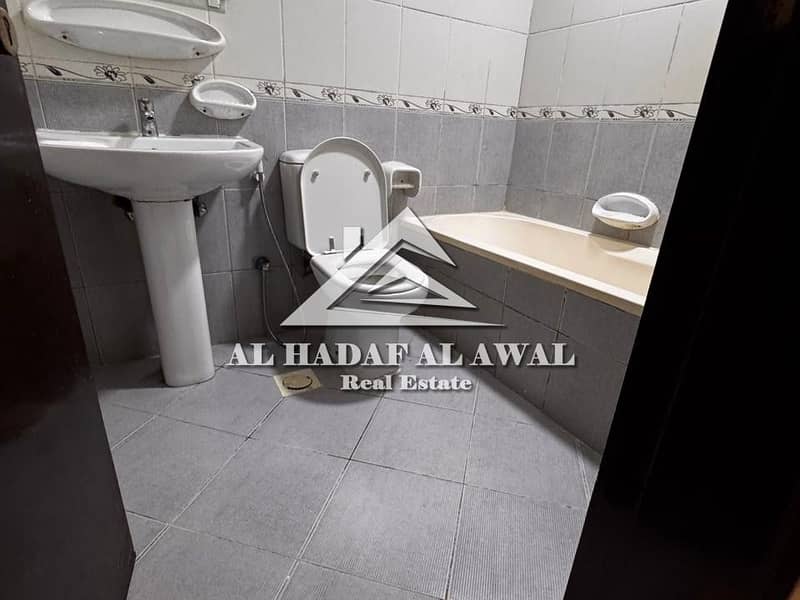 30 cecb7555-6ea2-430a-ac6f-2bd450e0f7b8. jpg