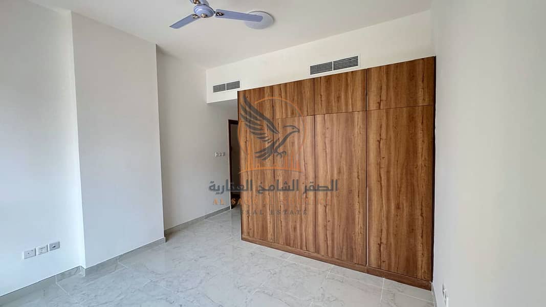 6 غير-مفروش-للا-يجار-0-غرف-الكورنيش-عجمان-صورة-العقار-11. jpg