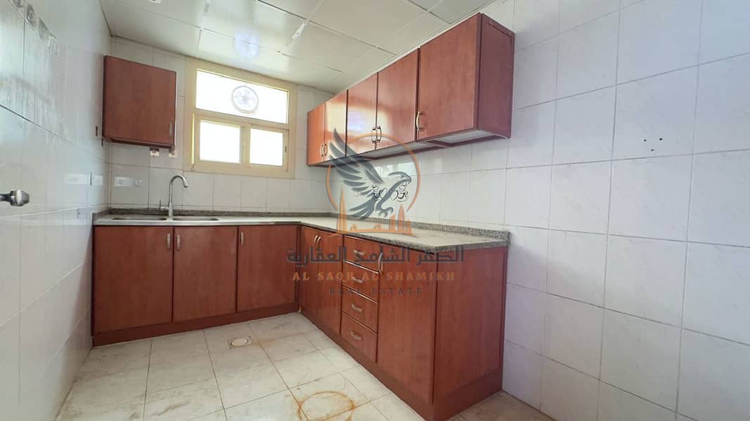 13 apartment-for-rent-property-07. jpg