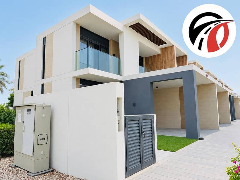 End Corner 4Bed+Maid Room Villa | Single Row | Luxury Unit