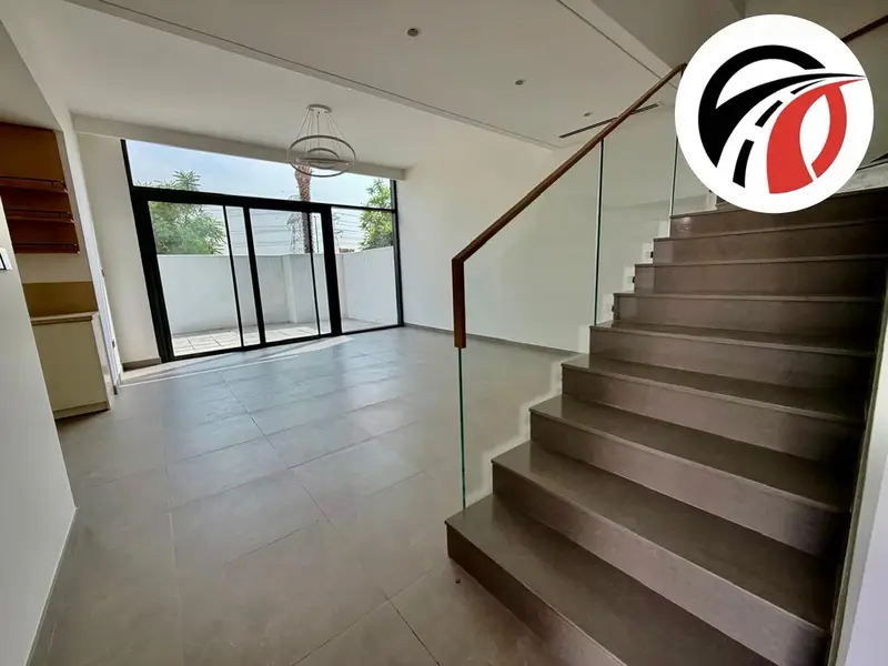 End Corner 4Bed+Maid Room Villa | Single Row | Luxury Unit
