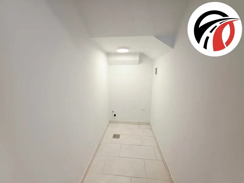End Corner 4Bed+Maid Room Villa | Single Row | Private Garden
