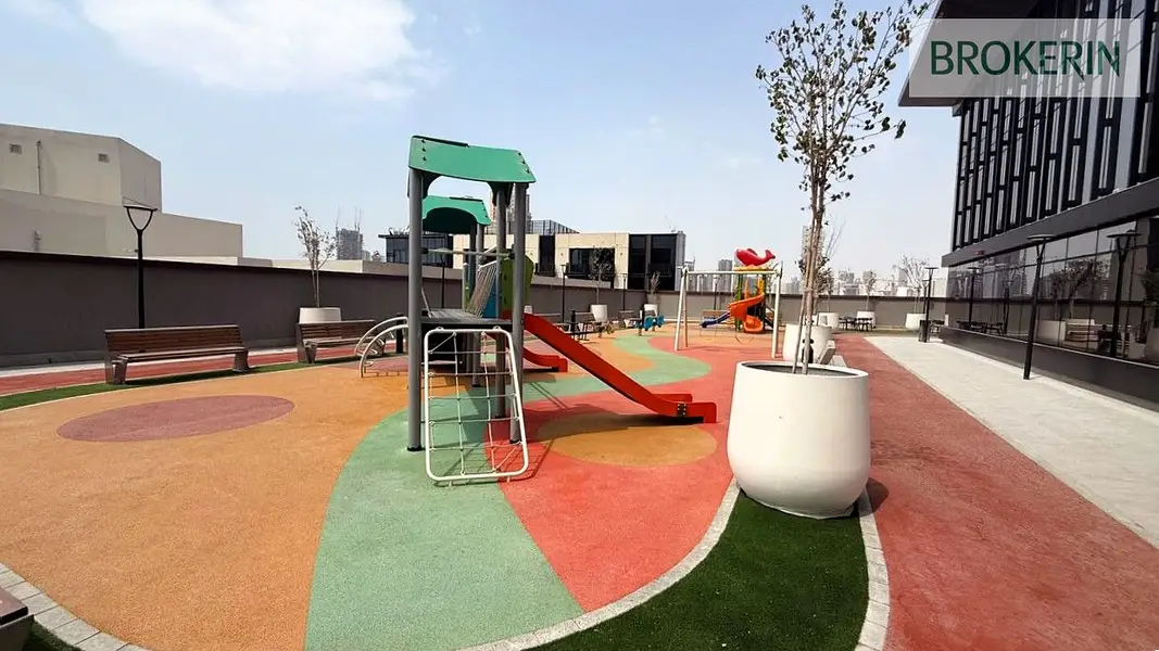 FULLY FURNISHED | BRAND NEW TOWER | ACCESSIBLE