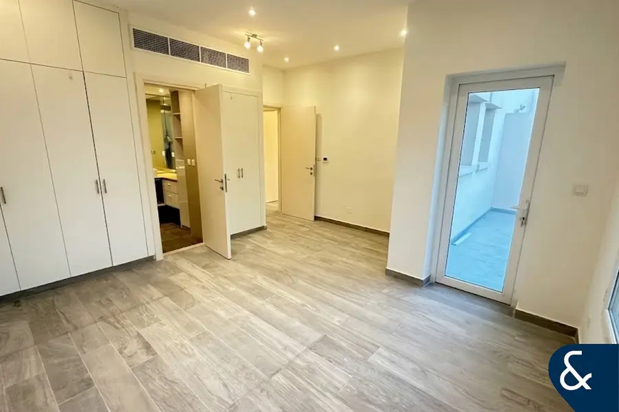 Fully Upgraded | Opposite Pool | 4 Bedrooms
