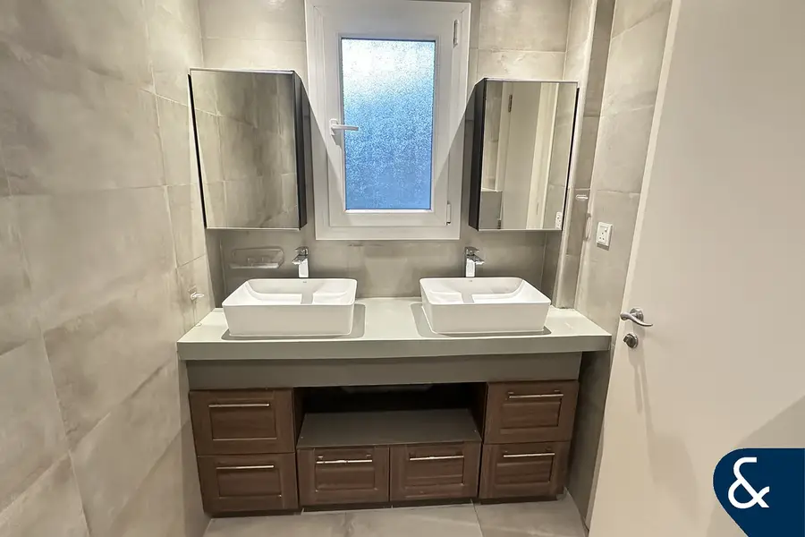 Fully Upgraded | Opposite Pool | 4 Bedrooms