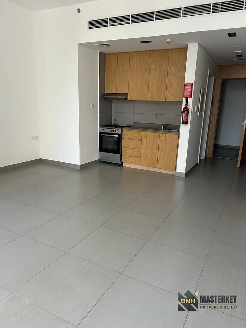6 WhatsApp Image 2026-10-17 at 4.55. 44 PM (3). jpeg