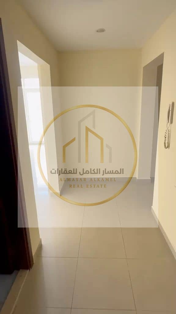5 08_Entrance_Hall. jpg