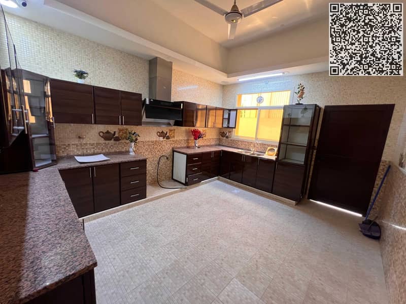 10 7f2ca17e-4431-4ce9-8818-14dfbfc28e1e. jpg