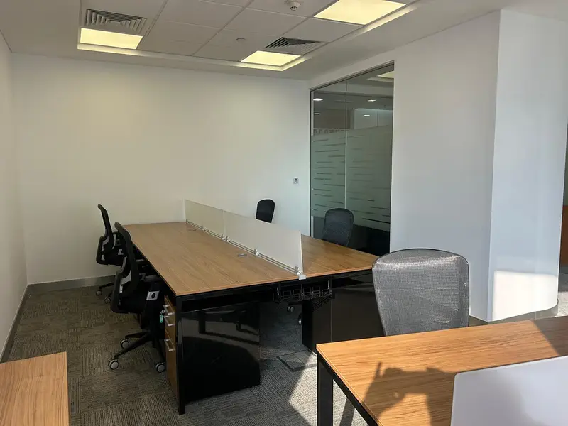 10 Visa/ DEWA, Chiller and service charge included/Furnished/ Manager room