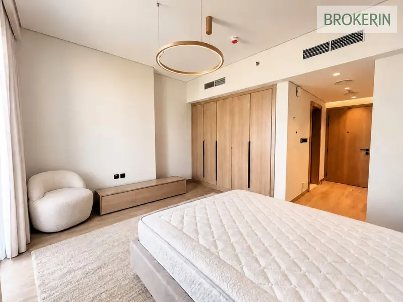 ELEGANT HOME | VACANT NOW | PRIME COMMUNITY