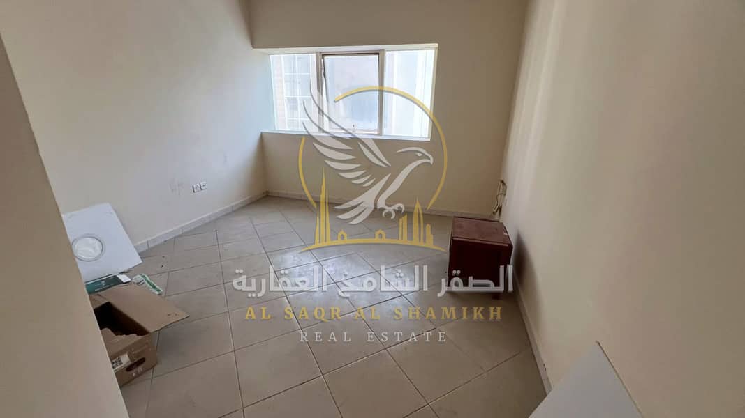 غرفة-وصالة-للا-يجار-1-غرف-النباعة-الشارقة-صورة-العقار-re-001-08. jpg غرفة-وصالة-للا-يجار-1-غرف-النباعة-الشارقة-صورة-العقار-re-001-08. jpg