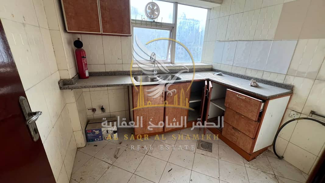 10 غرفة-وصالة-للا-يجار-1-غرف-النباعة-الشارقة-صورة-العقار-re-001-07. jpg