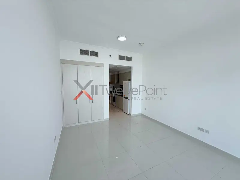 Golf View Studio | Balcony | Carson Tower C