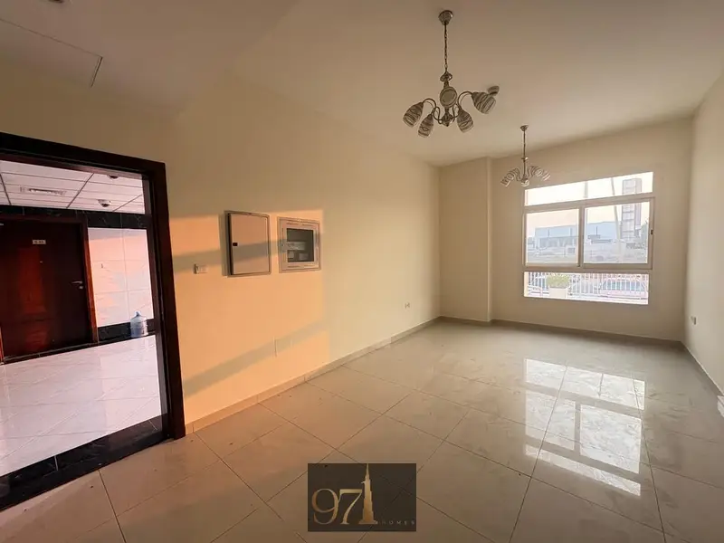 For those who appreciate peace and comfort, we offer an apartment for rent at an affordable price, located in a building with full amenities.