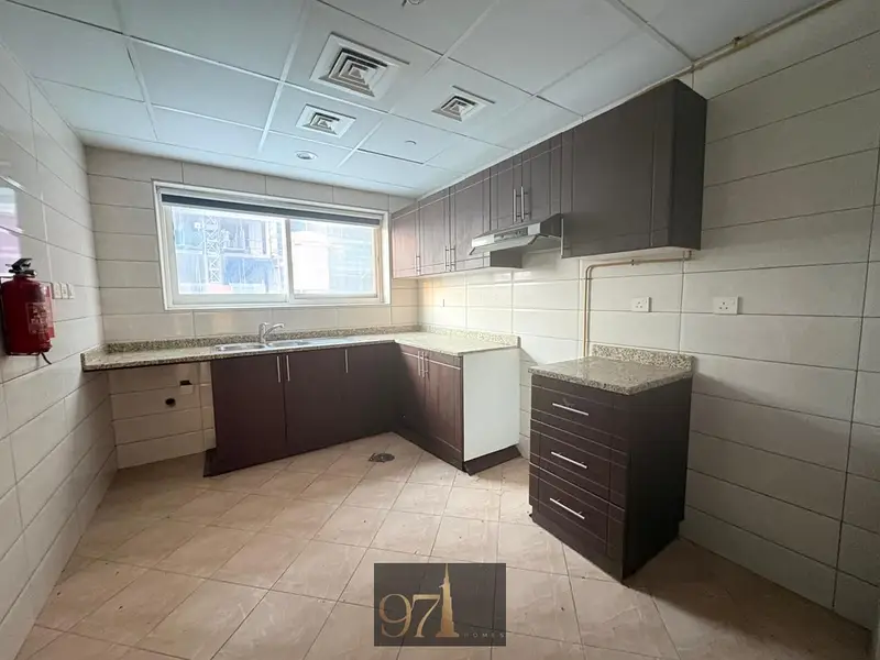 For those who appreciate peace and comfort, we offer an apartment for rent at an affordable price, located in a building with full amenities.