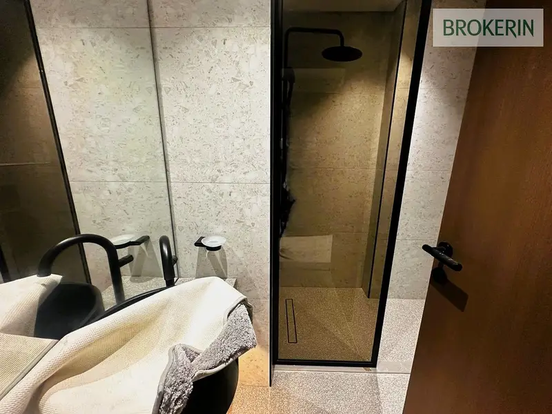 STYLISH SPACE | PRIME DISTRICT | EASY CITY ACCESS