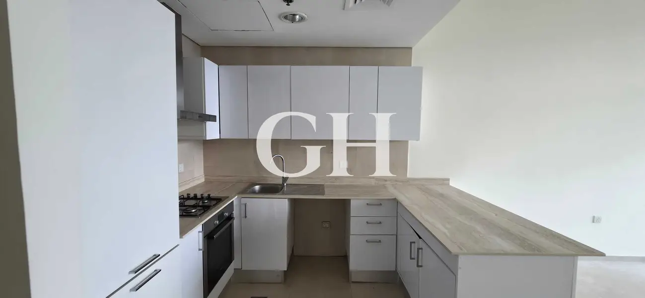 High Floor | Spacious | Vacant