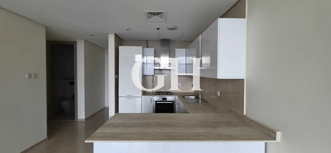 High Floor | Spacious | Vacant