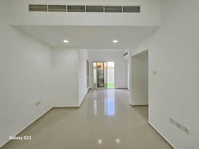 4 Schlafzimmer Villa zum Miete in Mirdif, Dubai - 20251122_143405. jpg 4 Schlafzimmer Villa zum Miete in Mirdif, Dubai - 20251122_143405. jpg