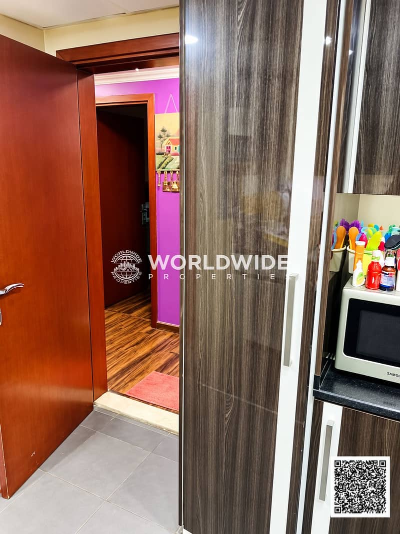 11 Bright room interior with QR code-12. png