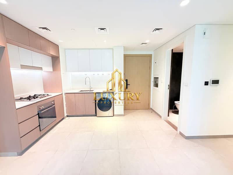 4 Spacious 2 BHK Apartment | 1,350 Sq. Ft. | AED 75,000 | 4 Cheques | No Negotiation