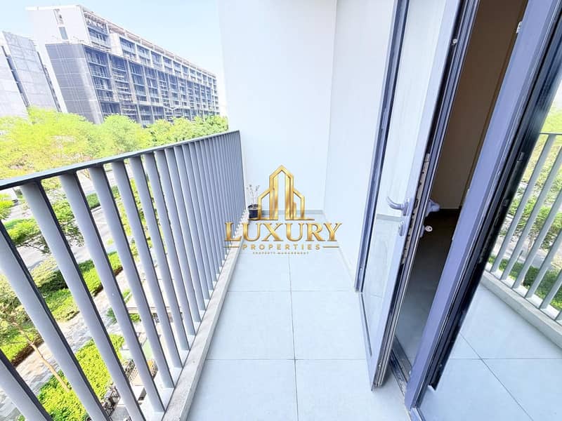 6 Spacious 2 BHK Apartment | 1,350 Sq. Ft. | AED 75,000 | 4 Cheques | No Negotiation