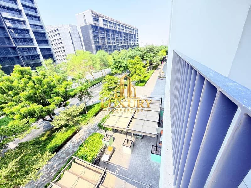 7 Spacious 2 BHK Apartment | 1,350 Sq. Ft. | AED 75,000 | 4 Cheques | No Negotiation