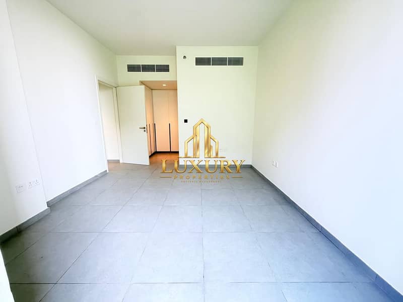 9 Spacious 2 BHK Apartment | 1,350 Sq. Ft. | AED 75,000 | 4 Cheques | No Negotiation