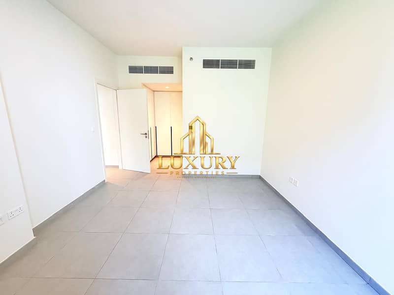 14 Spacious 2 BHK Apartment | 1,350 Sq. Ft. | AED 75,000 | 4 Cheques | No Negotiation