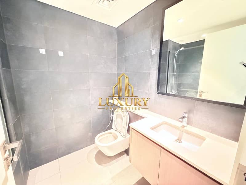 20 Spacious 2 BHK Apartment | 1,350 Sq. Ft. | AED 75,000 | 4 Cheques | No Negotiation
