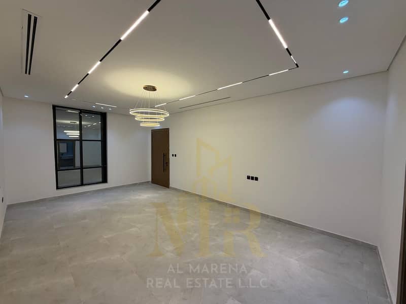 5 WhatsApp Image 2026-10-18 at 11.45. 02 PM (2). jpeg