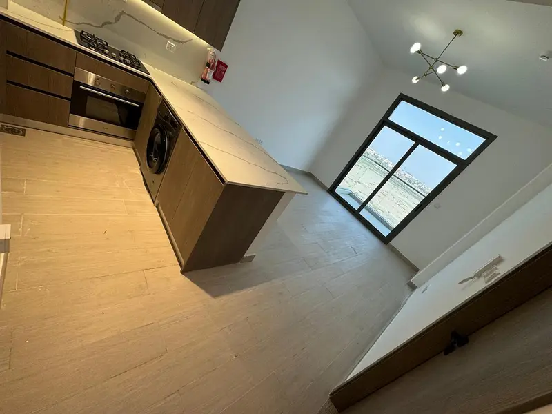 Distres deal investment | 9% ROI guarantee | Spacious Layout | Sophisticated Living
