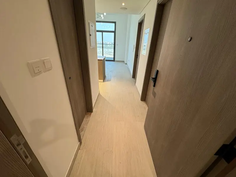 Distres deal investment | 9% ROI guarantee | Spacious Layout | Sophisticated Living
