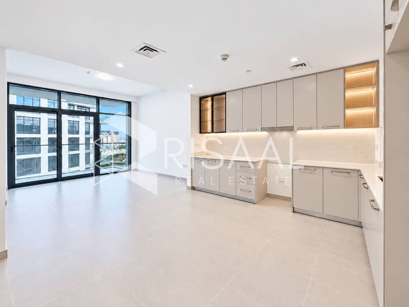 8 02-living-and-kitchen. jpg