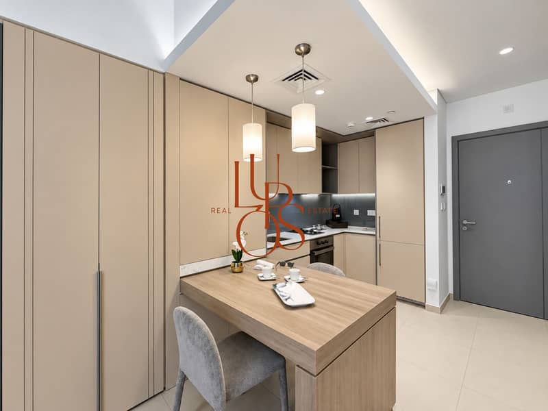 17 02_Elz_Residence_Enhanced. jpg