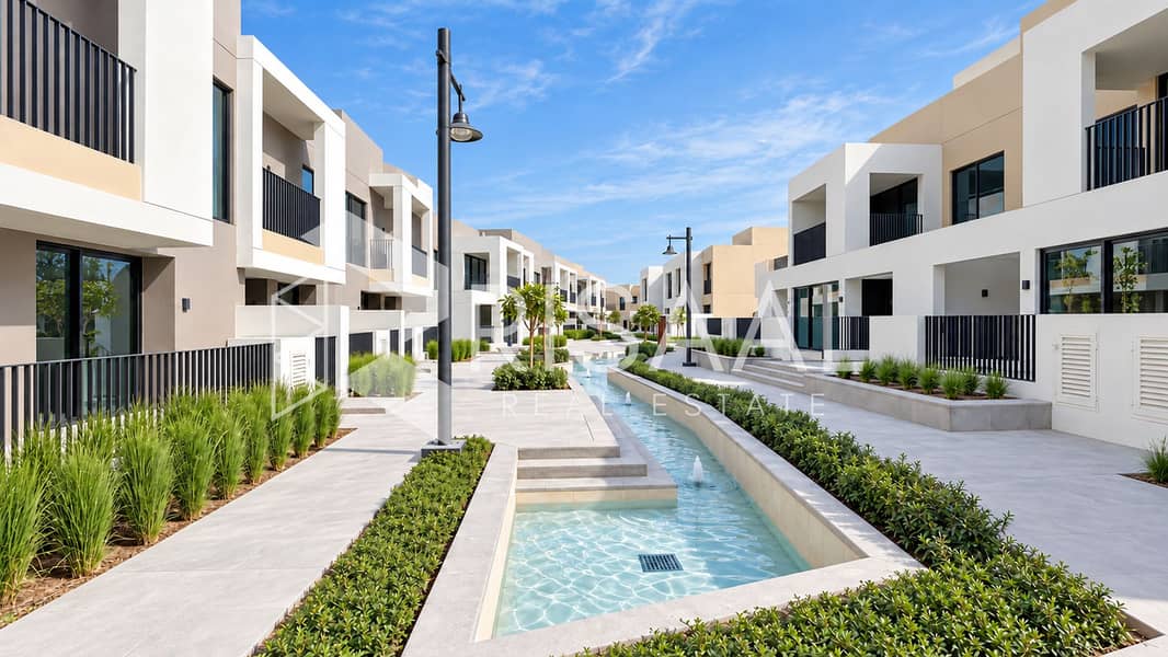 15 12-courtyard-water-feature. jpg