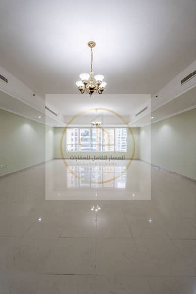 Appartement de 4 chambres à à louer à Al Qasba, Sharjah - photo_5881846232160866632_y. jpg