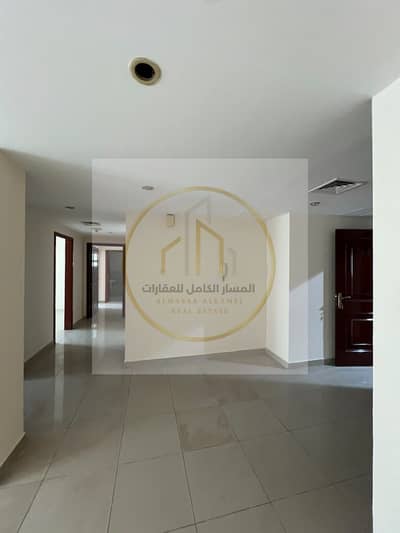 2 Bedroom Apartment for Rent in Al Majaz, Sharjah - photo_5877285260360356048_y. jpg 2 Bedroom Apartment for Rent in Al Majaz, Sharjah - photo_5877285260360356048_y. jpg