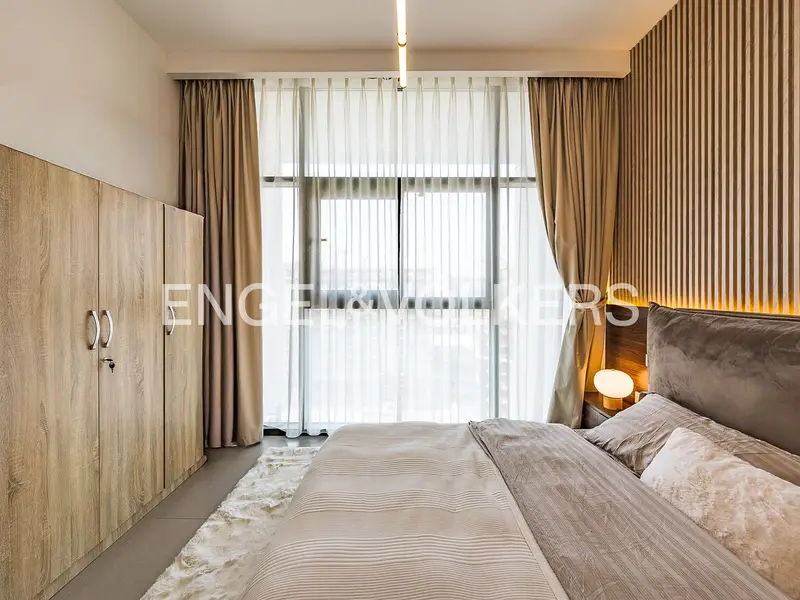 Upgraded | Fully Furnished | Vacant Now