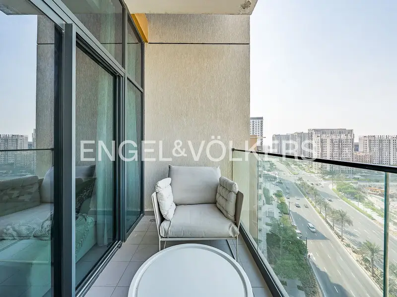 Upgraded | Fully Furnished | Vacant Now