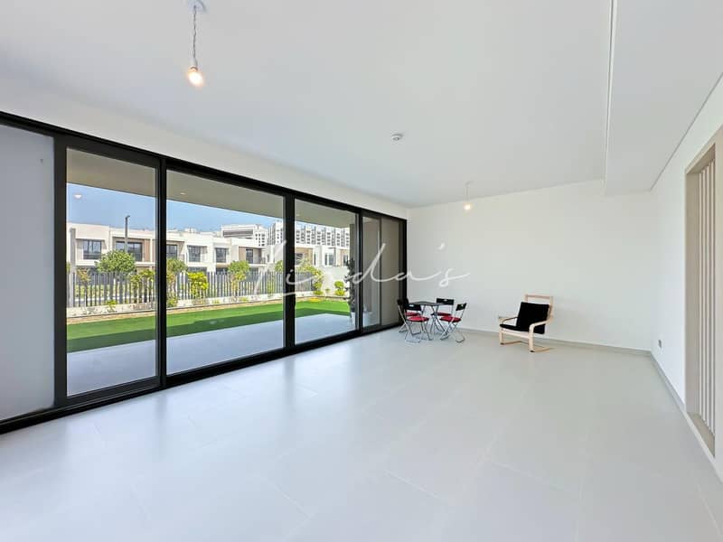 8 images image img